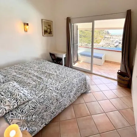 Thomaia * Calvi (Corsica)