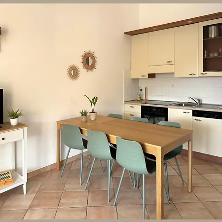 Apartment Thomaia *