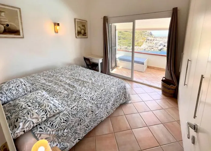 Thomaia * Calvi (Corsica)